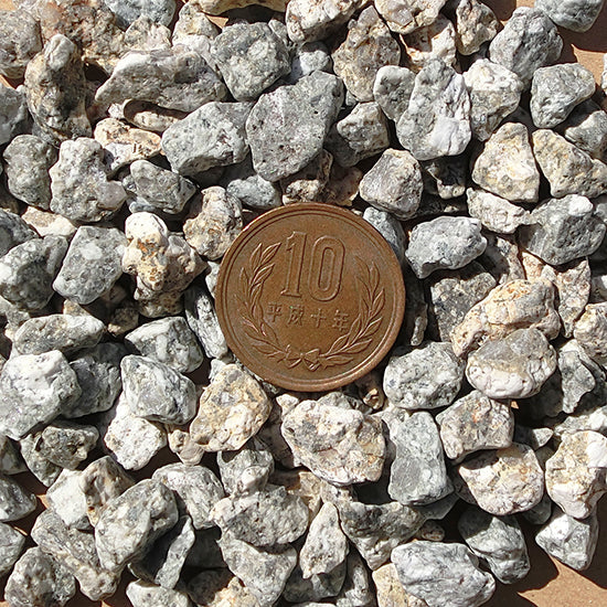 美濃白川産 麦飯石 S(5〜10mm) 20kg 送料無料 但、一部地域除 同梱不可